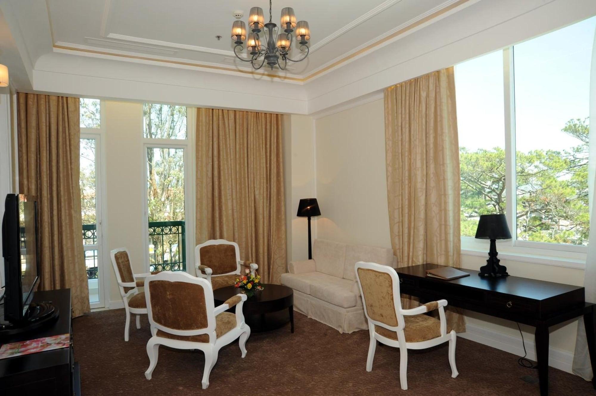 La Sapinette Hotel Dalat Экстерьер фото