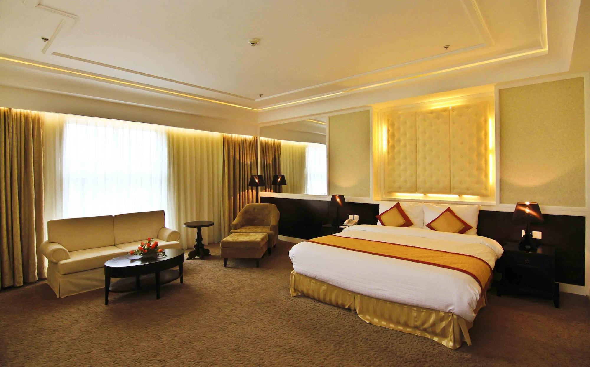 La Sapinette Hotel Dalat Экстерьер фото