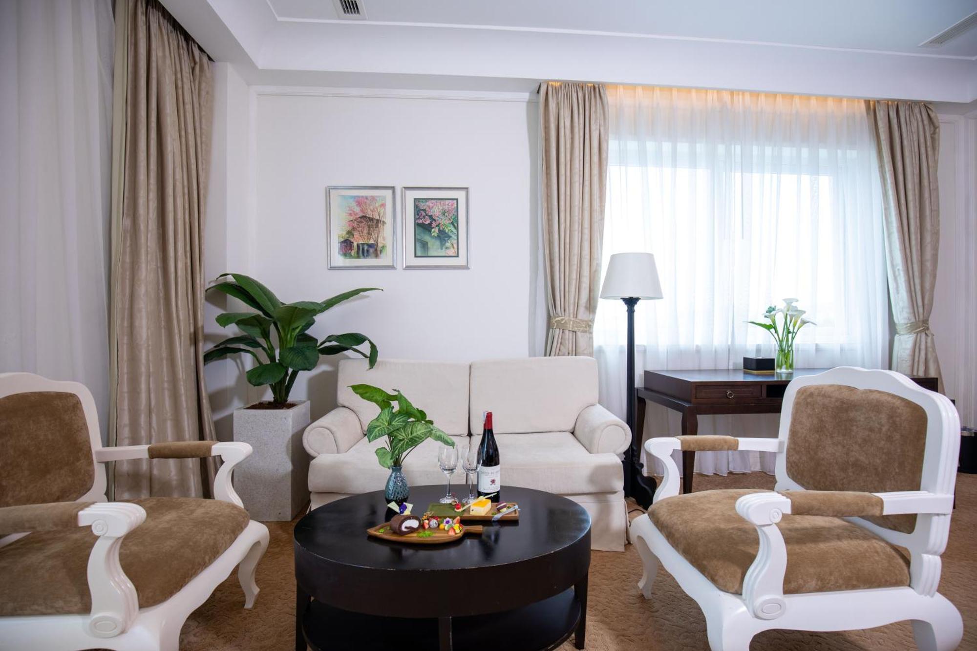 La Sapinette Hotel Dalat Экстерьер фото